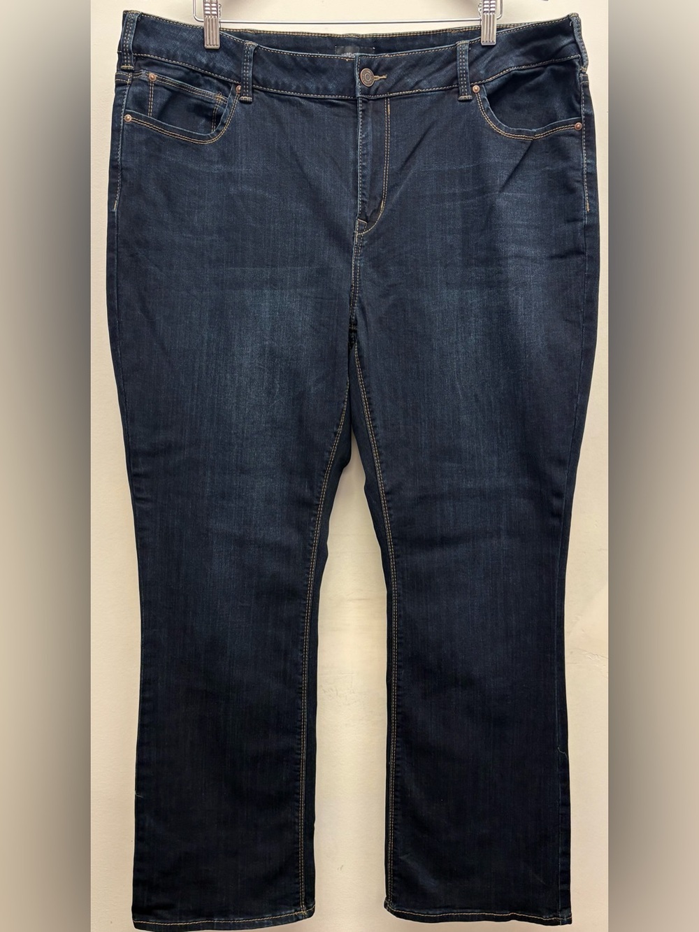 4 for $25 💙 Warehouse One Dark Wash Straight Leg Jeans Size 20+ Short 💙